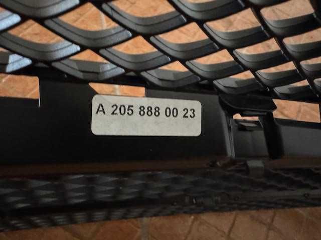 Grelha mercedes w205 original AMG