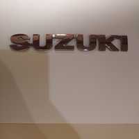 Znaczek/Emblemat SUZUKI