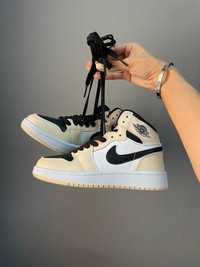 Nike Air Jordan 1 Beige