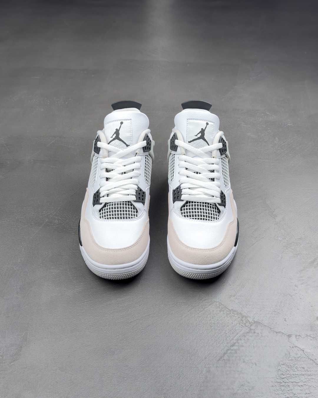 Кросівки Air Jordan 4 Retro 'Military Black'