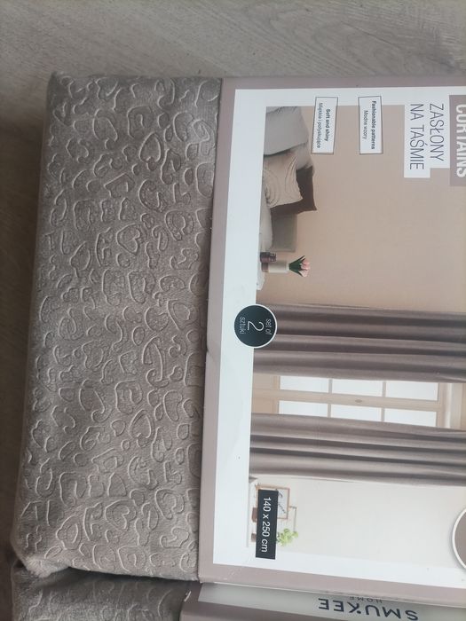 4 zasłony na taśmie z tunelem Smukee kolor ciemnobeżowy 4x zasłona