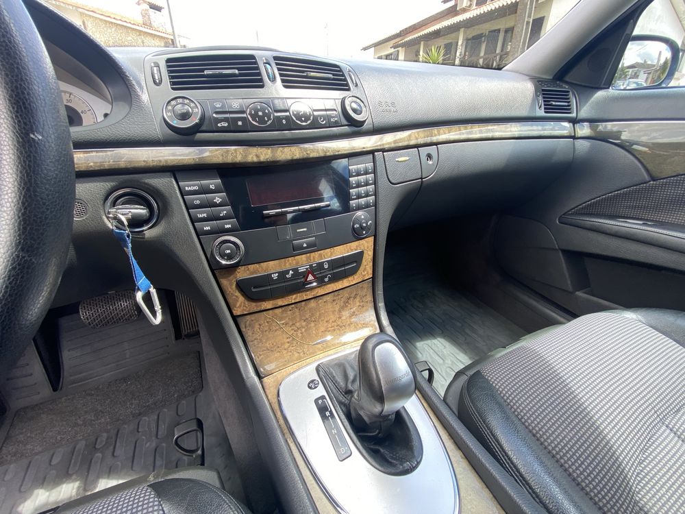 Mercedes Benz E220 CDI Avangarde