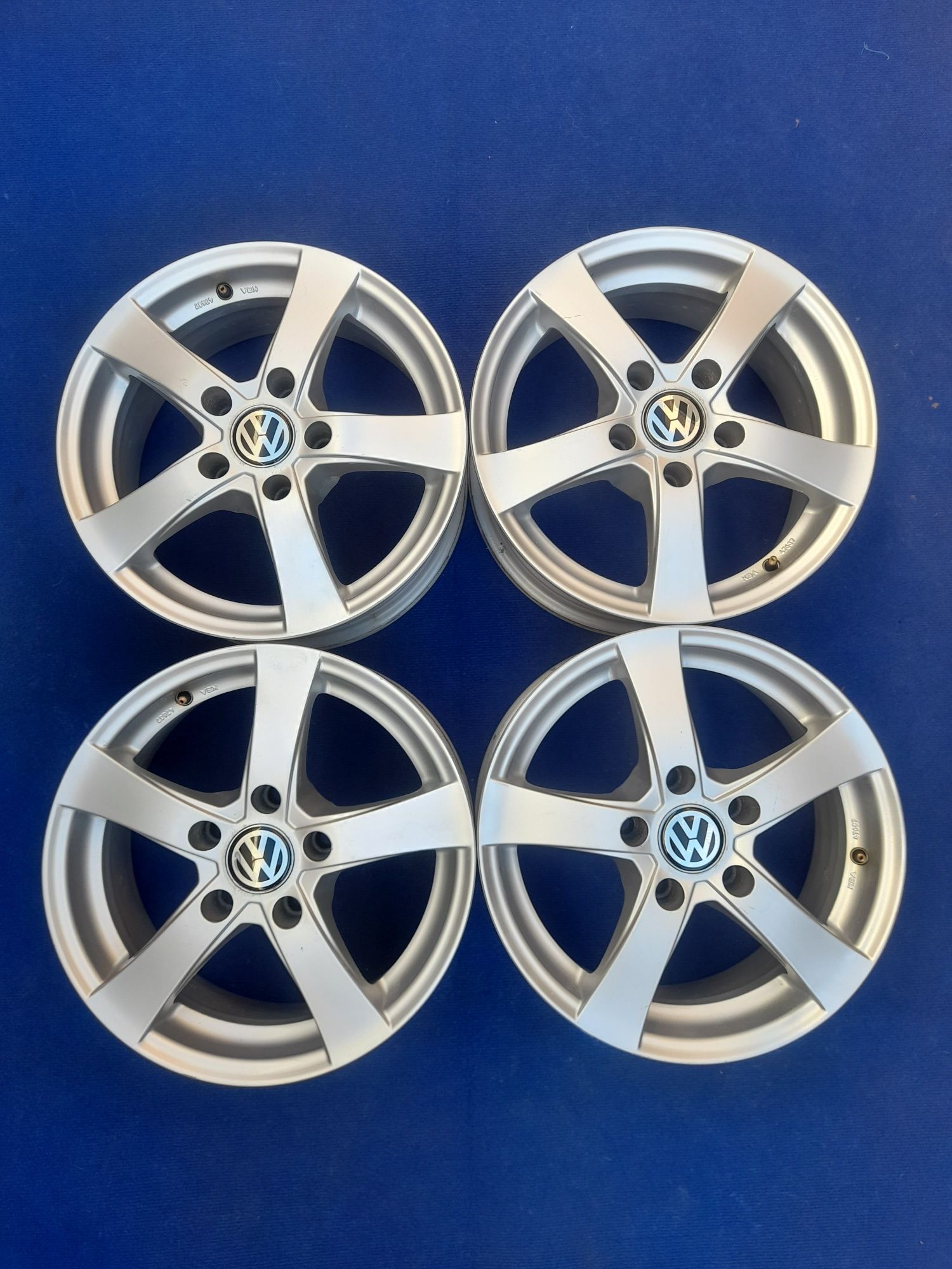 Jantes aluminio 16 5x120 VW Amarok Transporter Renault Trafic O.Vivaro