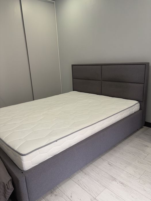 Двоспальне ліжко 160*200 з місцем для зберігання