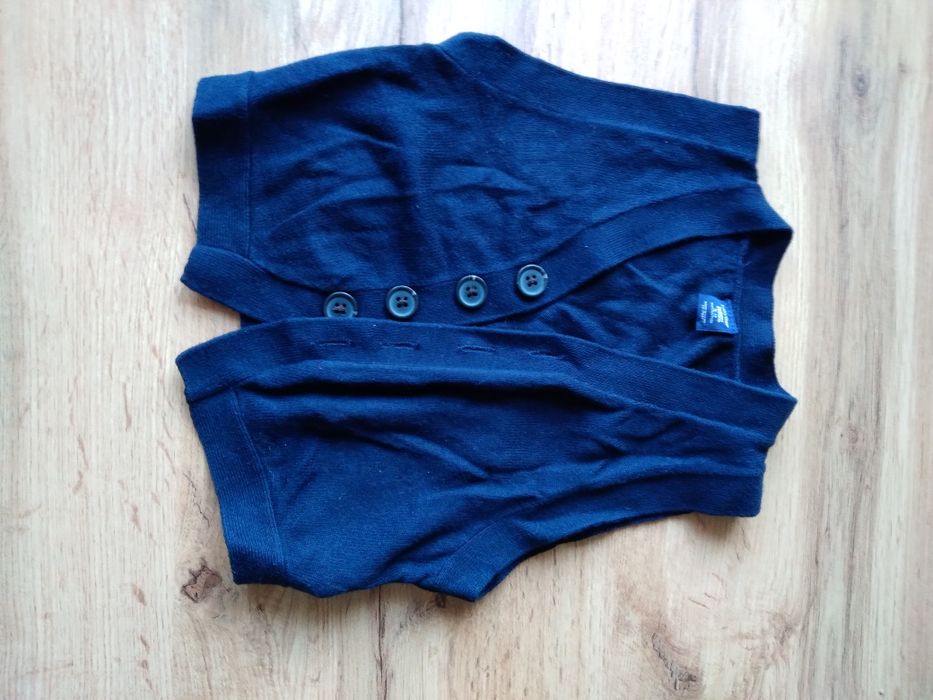 Swietna na okazje elegancka sweterkowa Kamizelka GAP rozmiar rok/3latk