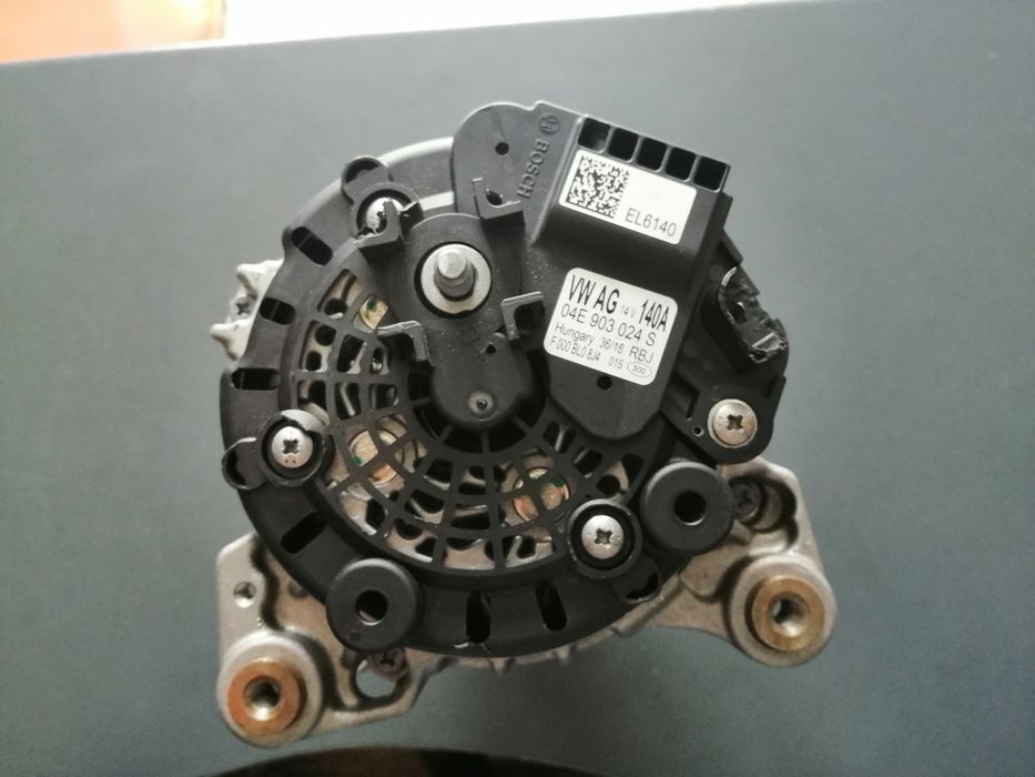 Alternador novo para várias viaturas do grupo VAG (1.0 1.4 1.5 TSI)