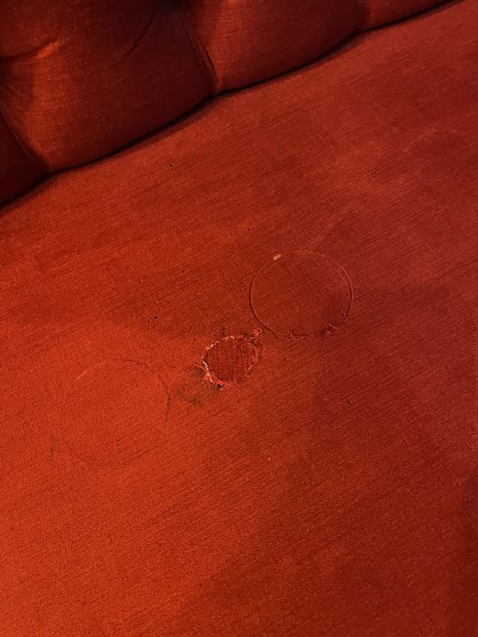 Sofá estabelecimento mais puff