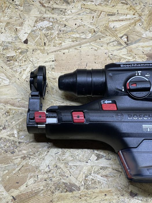 Młot udarowy bosch