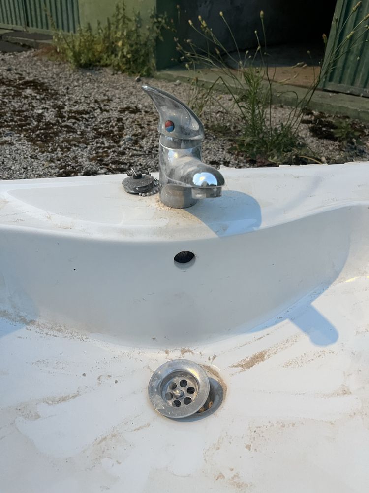 Lavatorio WC branco