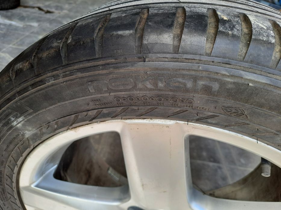 Alufelga z oponą nokian volkswagen Touareg  275/45/19  108Y XL