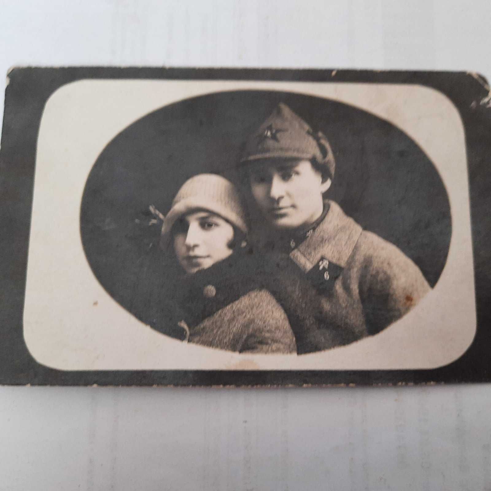 оригинальное  фото красноармеец в буденовке с девушкой СССР Киев 1930