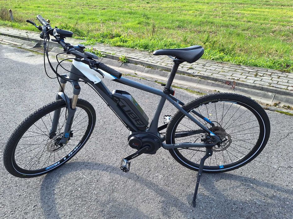 Rower Elektryczny Cube Reaction Hybrid Performance CX