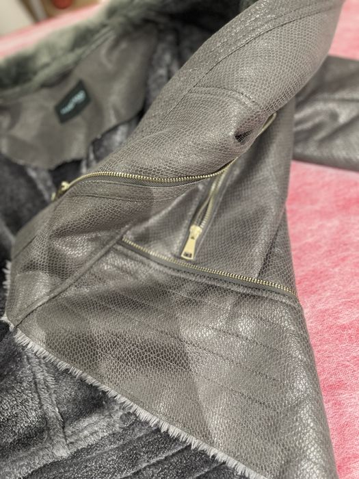 Женская дубленка бренд Marciano Guess  р. S в отличном состоянии