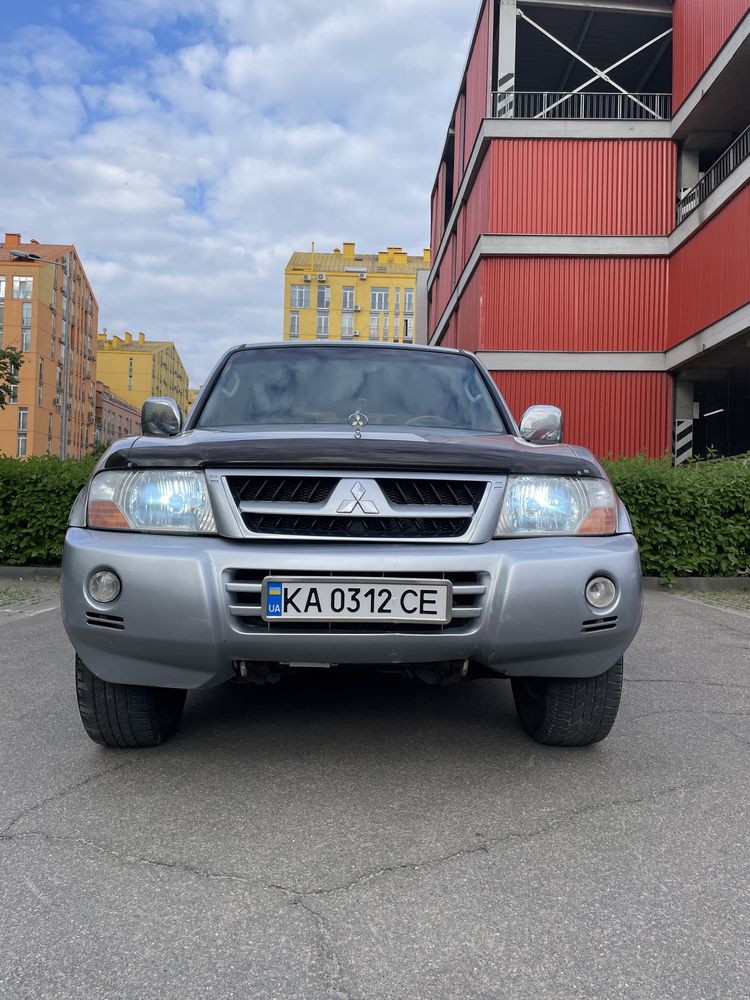 Mitsubishi Pajero Wagon