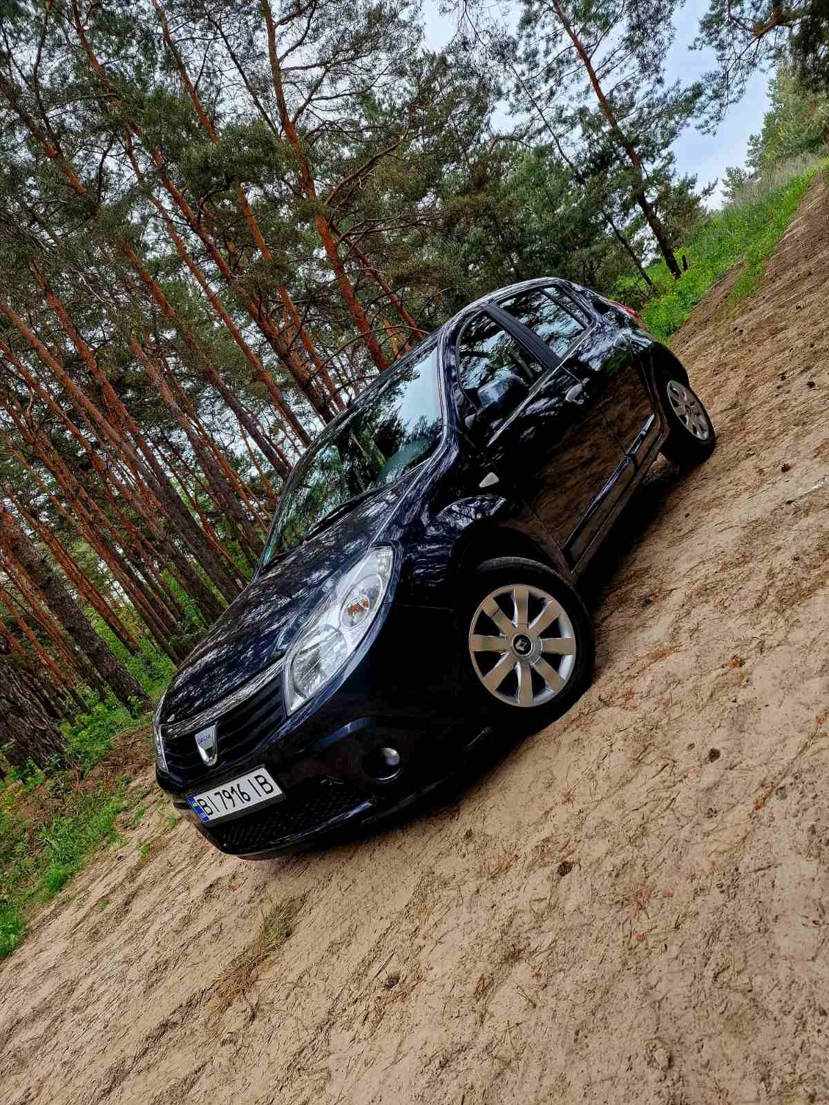 Dacia Sandero LOUREATE 1.6mpi Дачія Сандеро Рено