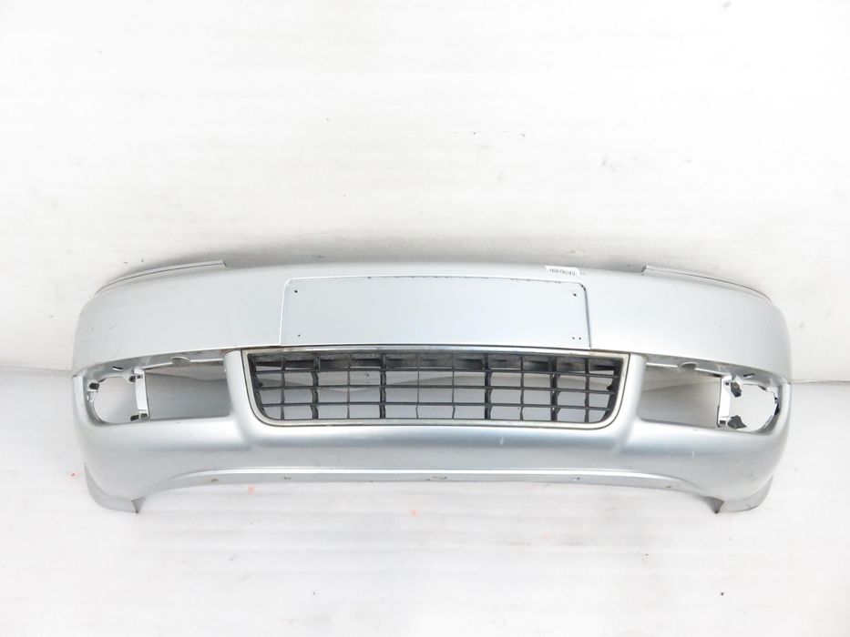 Zderzak Przód Audi A6 C5 Avant Ly7w