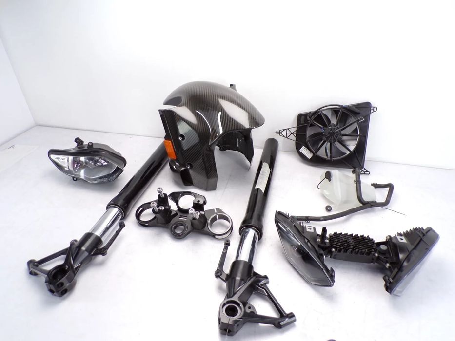 Lampa LED błotnik BMW M1000 RR K66 K67 S1000 R laga lagi półka goleń