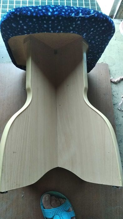 Продам табуреты,стулья б.у. в хорошем состоянии