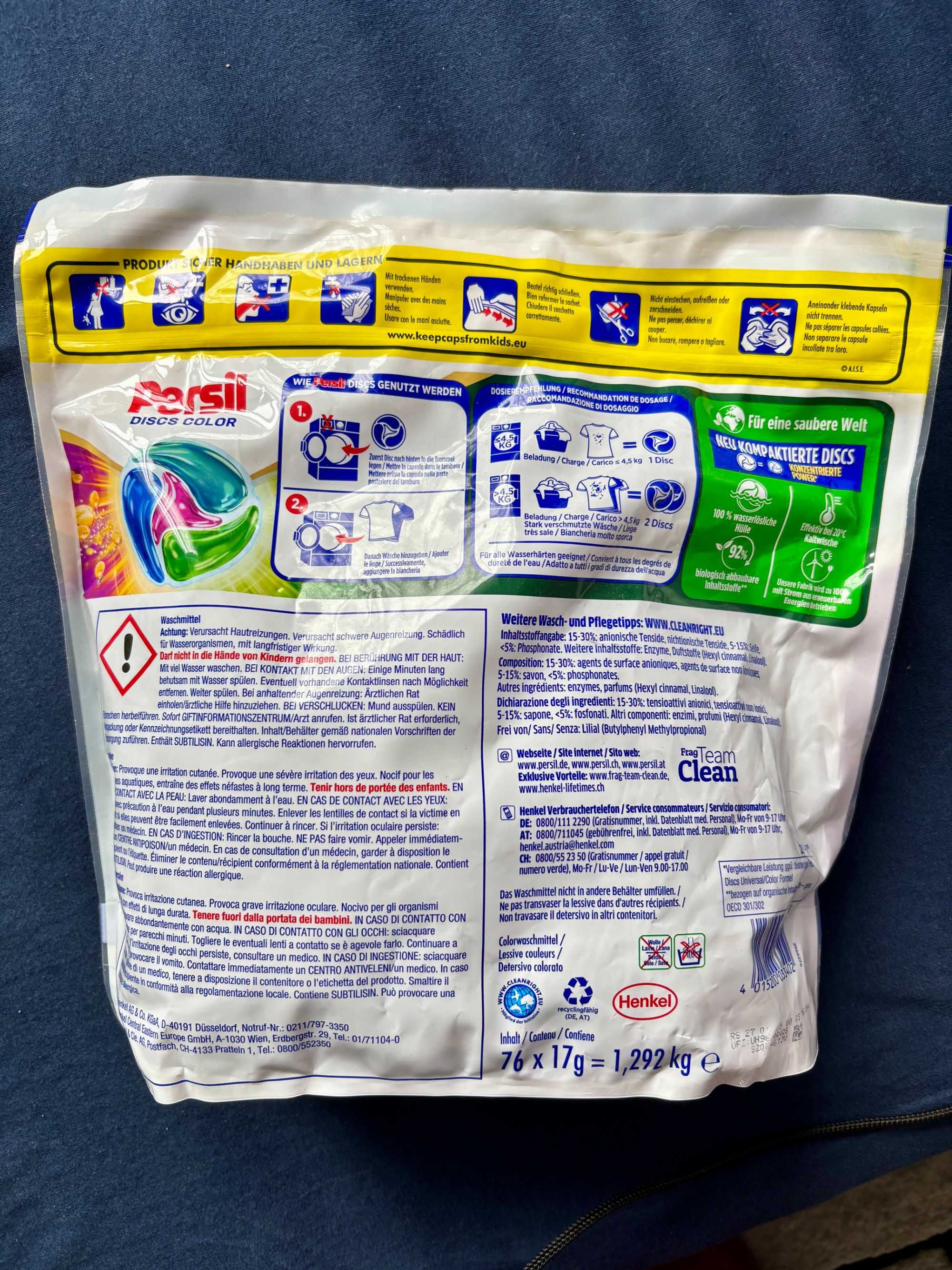 Chemia z Niemiec: PERSIL 76 kapsułek do prania 4w1 do koloru