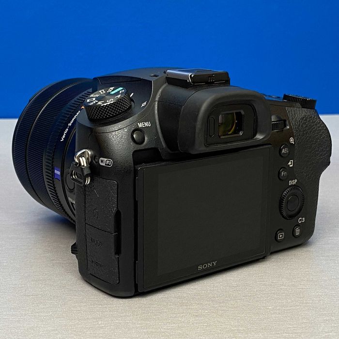 Sony Cyber-Shot DSC-RX10 IV (20.1MP)
