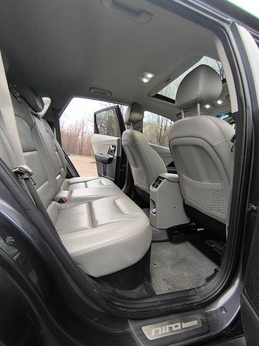 Kia Niro EX Premium • Plug-in Hybrid • 2019 р. випуску. Придбана в USA