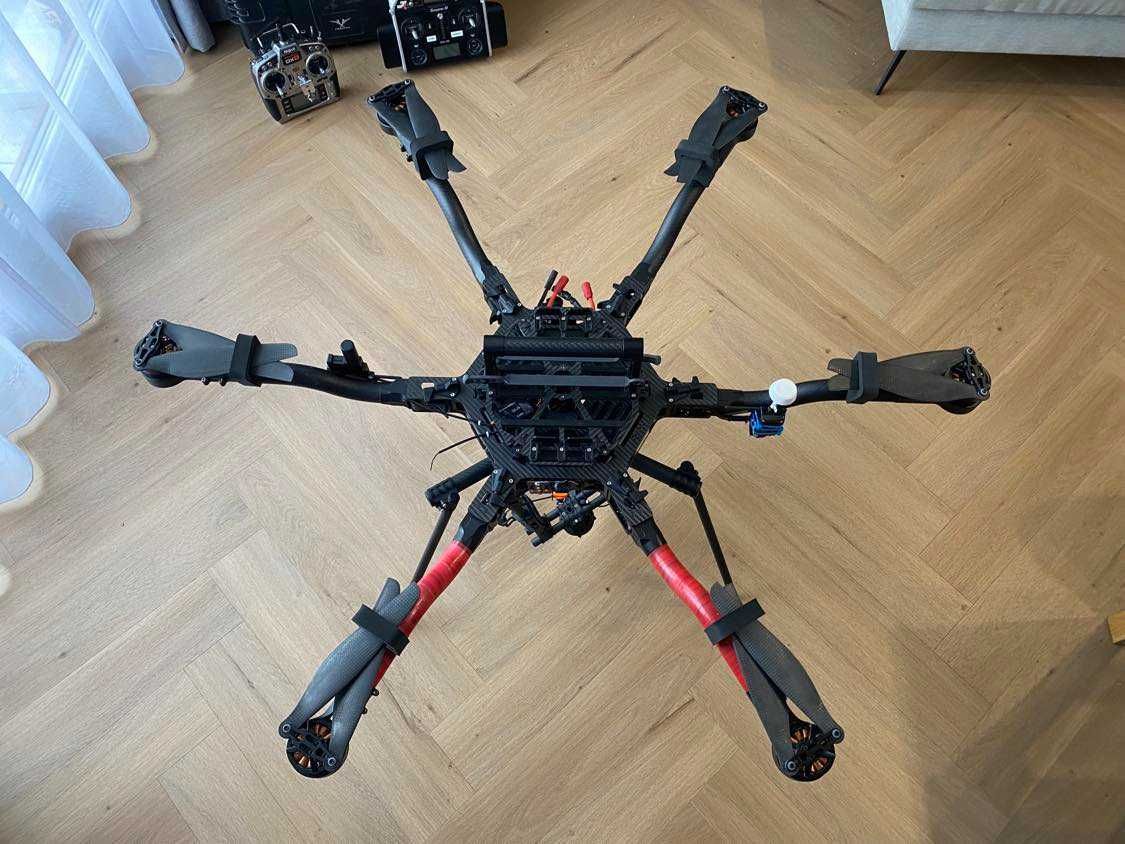 Dron Freefly System Alta 6 + Movi M5 + Connex HD