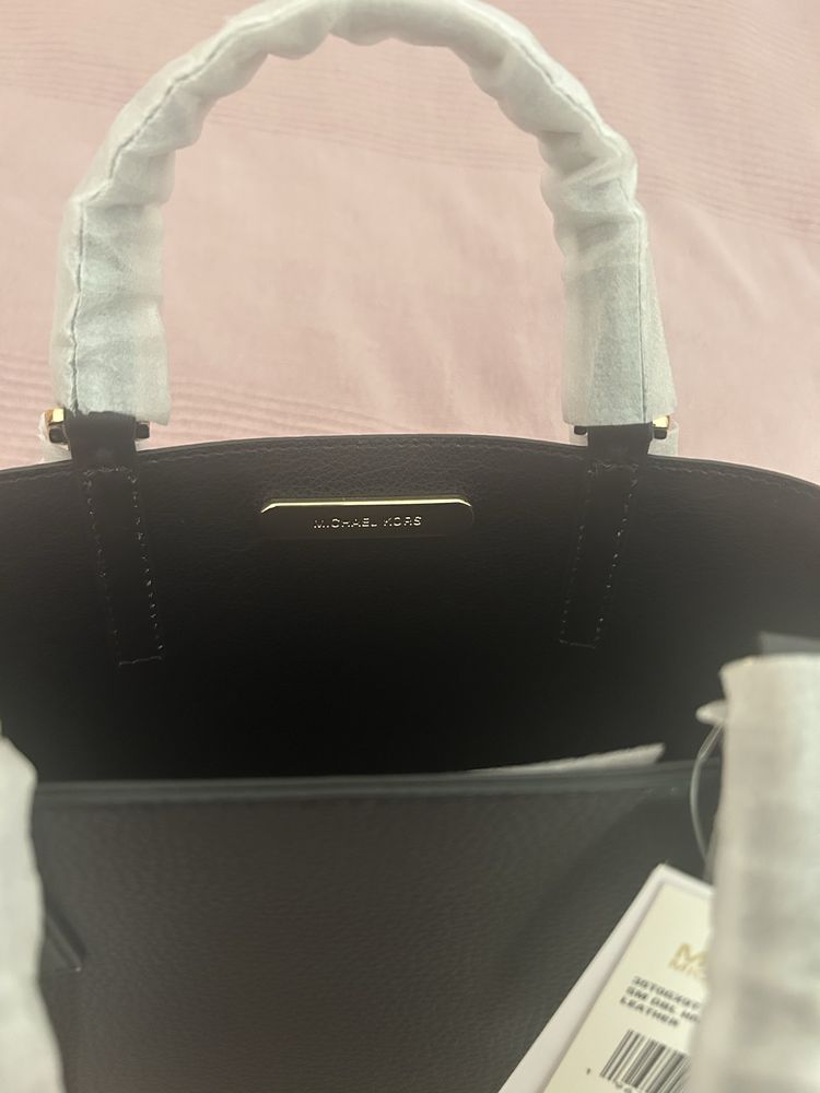 Mala original em pele Michael Kors NOVA