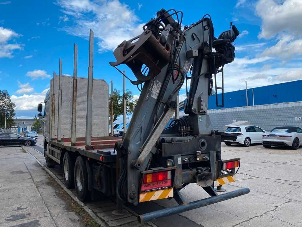 Лісовоз DAF 105.510 привід 6х4 кран PENZ 10000H Atlas для дерева