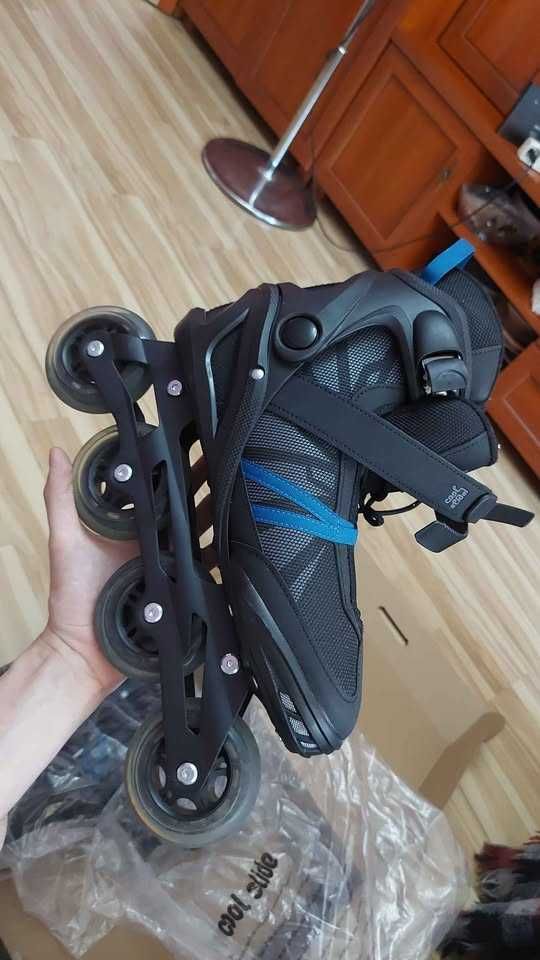 Rolki DESQ Black Poseidon r. 44 – użyte raz, stan idealny!