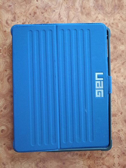 Чохол б/у на арпад  як НОВИЙ