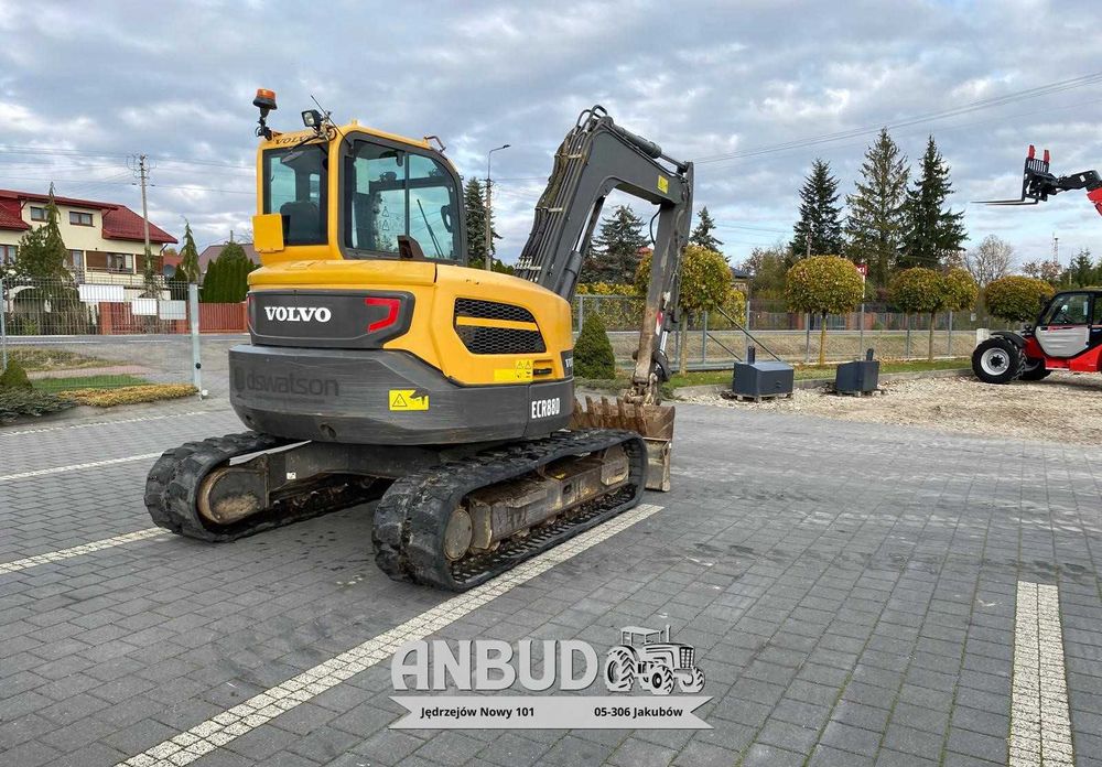 Koparka gąsienicowa VOLVO ECR88D 8 t Kubota  JCB 8080