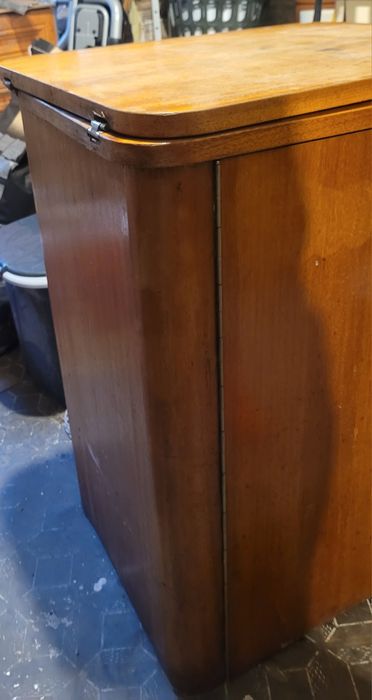 Szafka po maszynie do szycia Łucznik