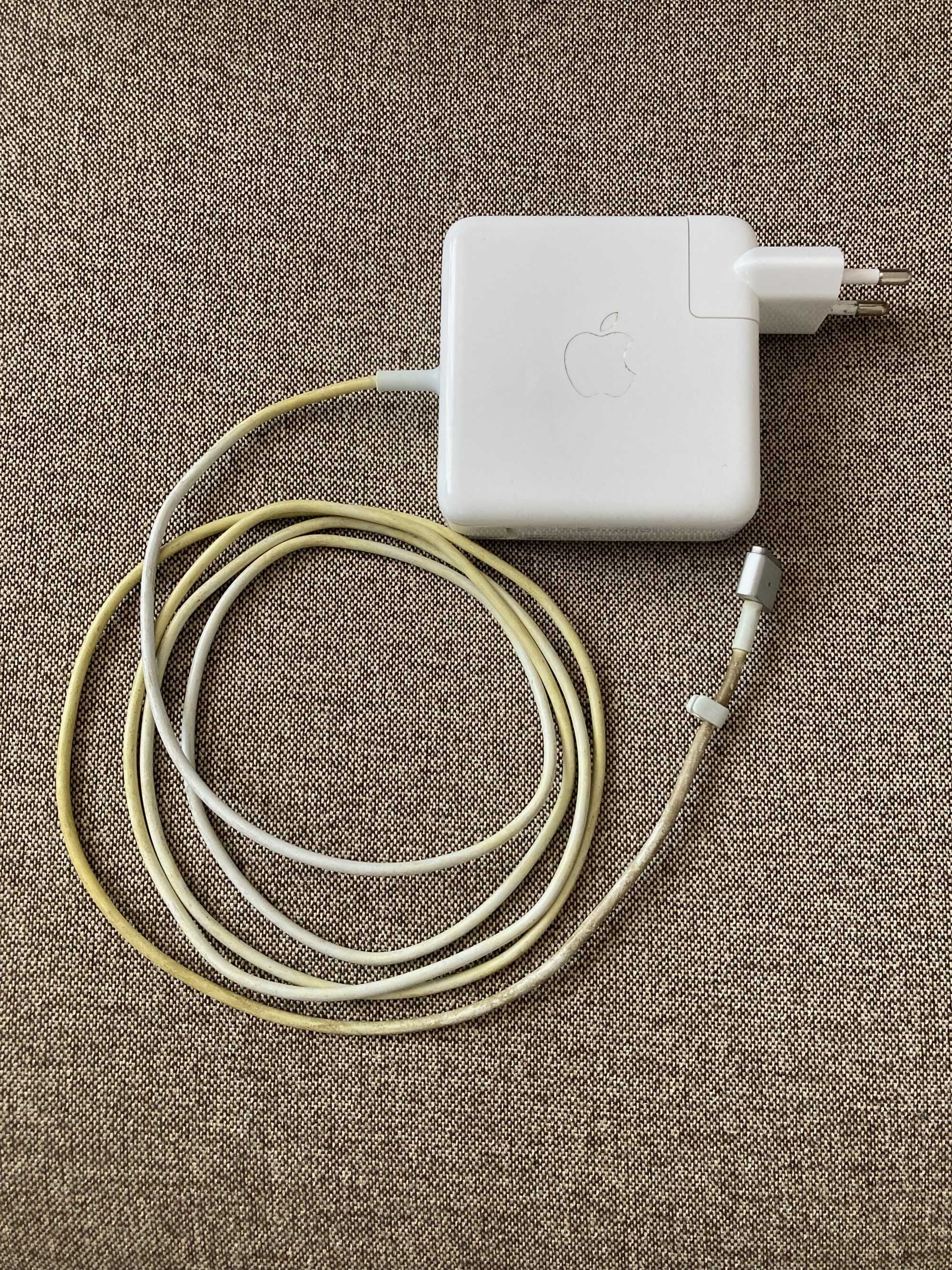 Apple MacBook Pro (Retina, 15-inch, Mid 2015)