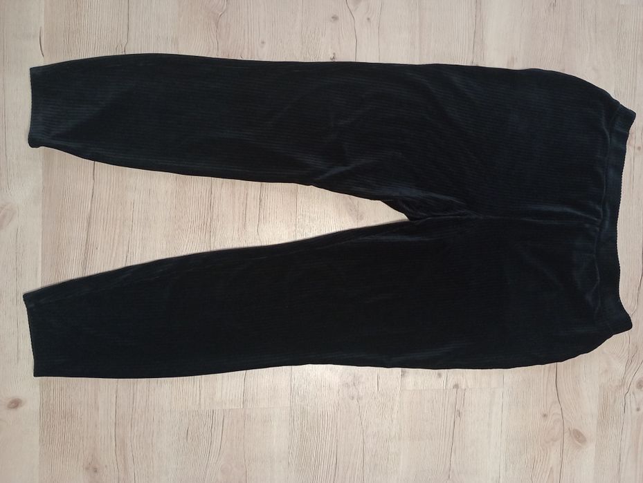 Spodnie welurowe w prążek Tu 16 XL 44 legginsy