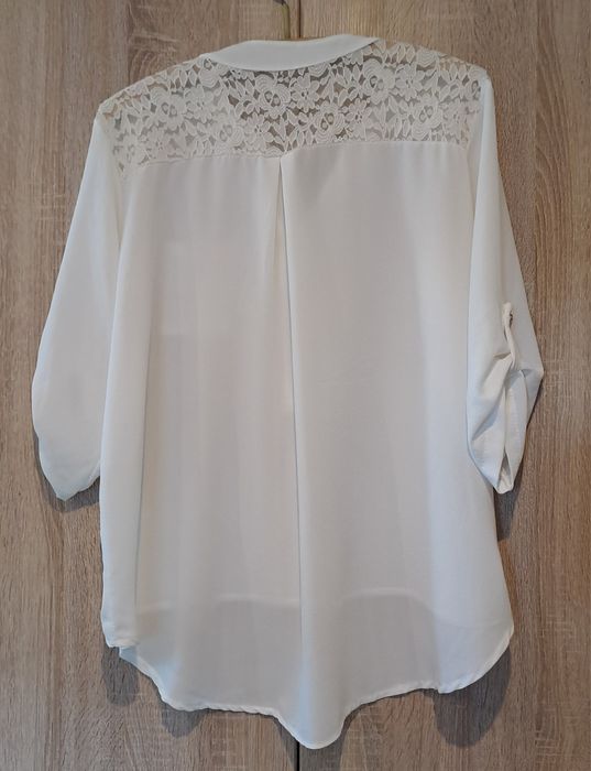 Biała włoska bluzka
