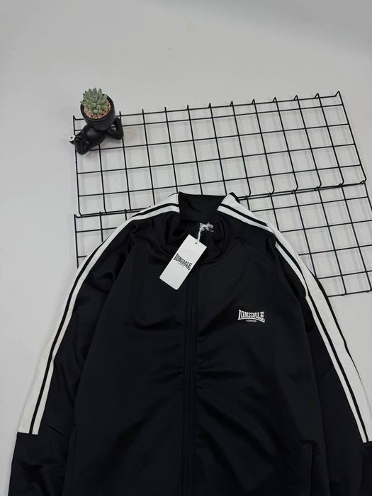 Lonsdale Black (Original)