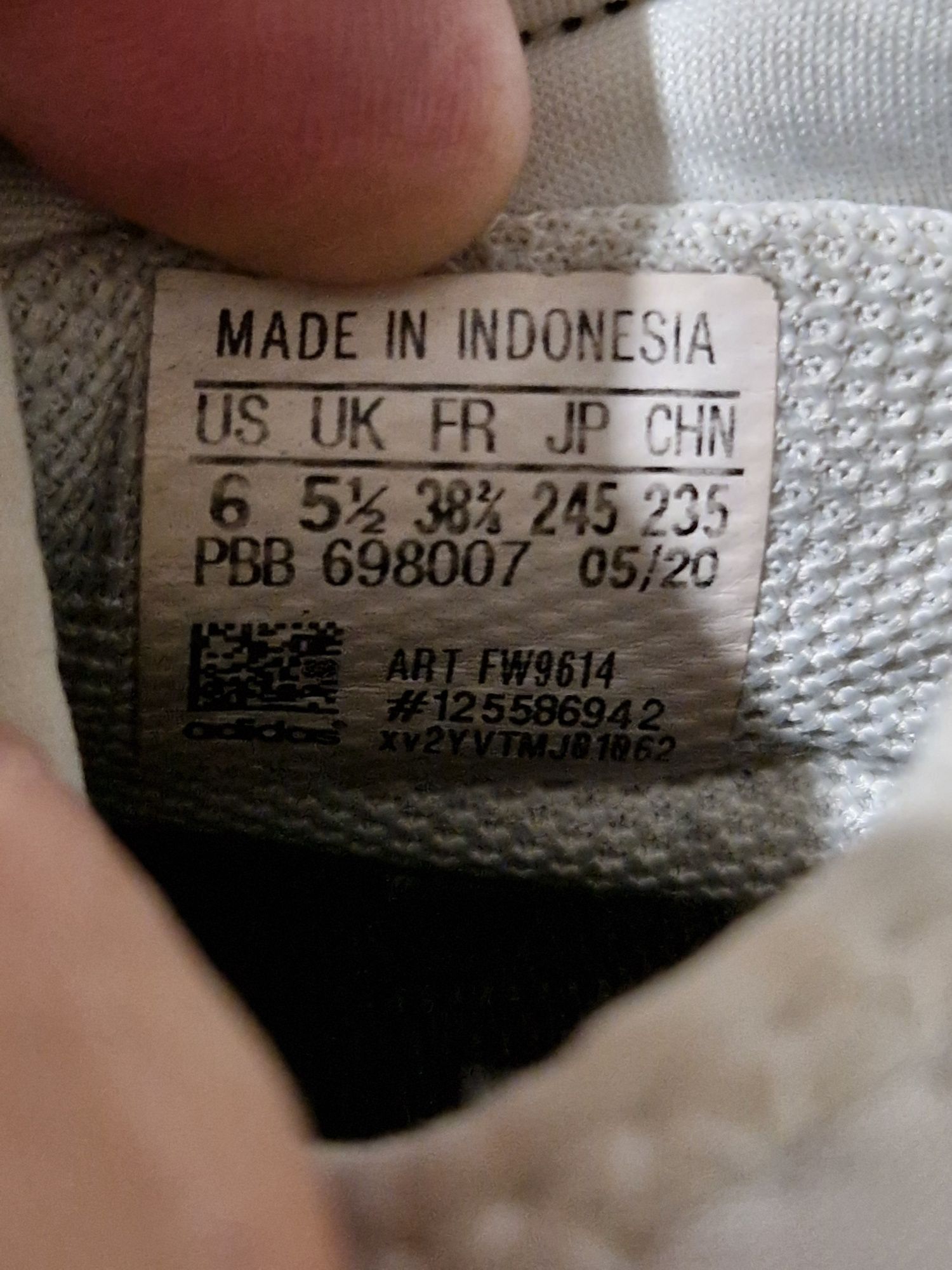 Halówki Adidas Predator r 38 I 2/3