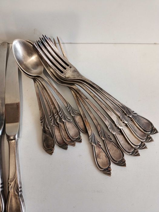 Zestaw srebrnych sztućców Hefra Rapsodia proba 800