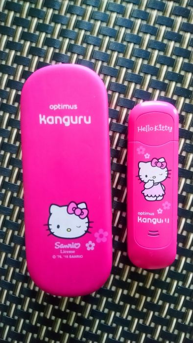 Router USB Hello Kitty NOS + Envios grátis