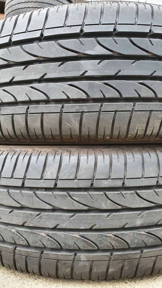 215/60 R17 2шт Bridgestone (Бриджестон) Авторезина, шини.