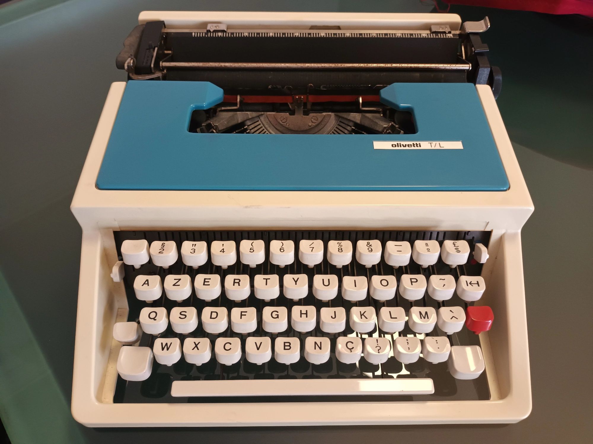 Máquina de Escrever Olivetti