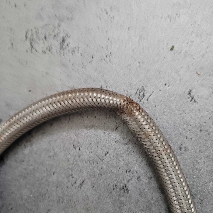 Artykuły hydrauliczne, wężyk 190 cm, pozostałości po remoncie