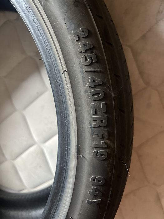 Pneus 245/40/19