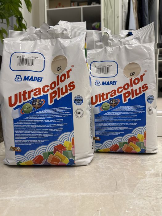 Продам Затирка для плитки Mapei Ultracolor 132