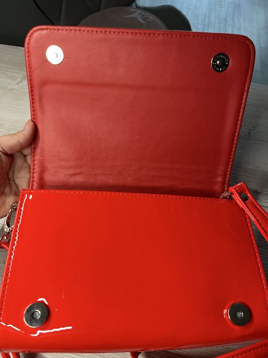 Червона сумка-клатч нова