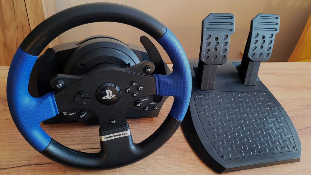 REZERWACJA PS4 Pro Playstation + kierownica T150 Gran Turismo 7