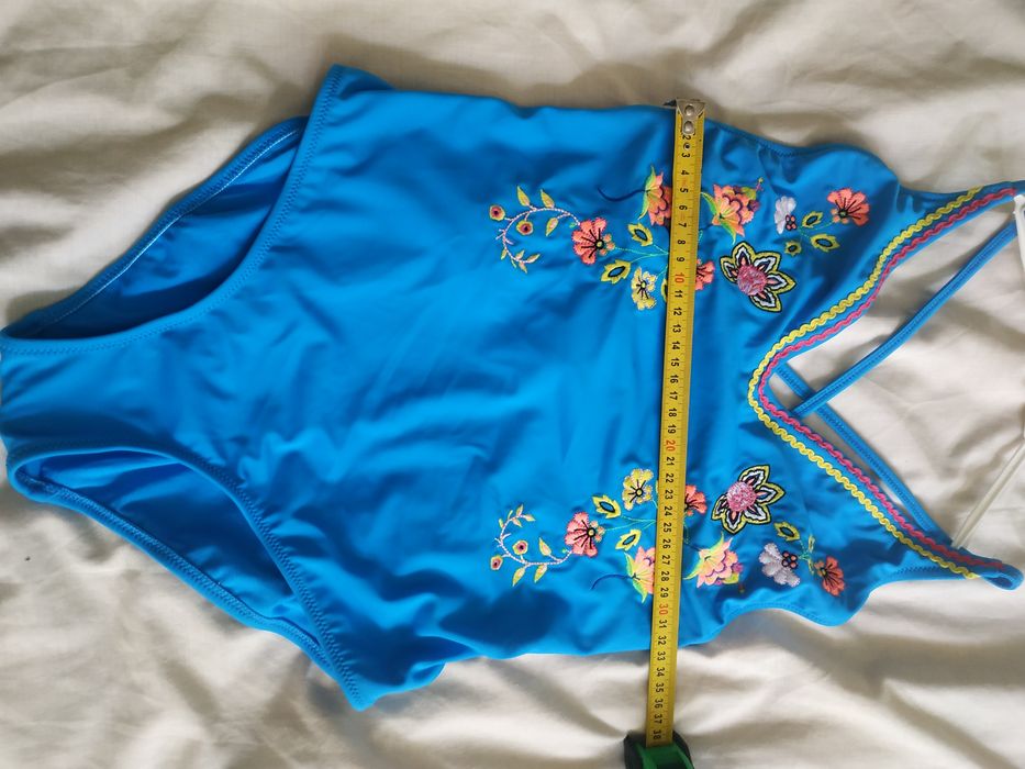 Продам новый слитный купальник Kotton(Турция) размер S