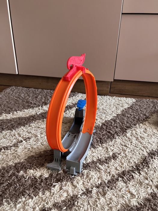 Трек hotwheels