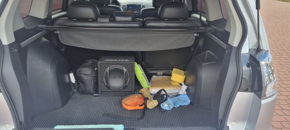 Продам Mitsubishi Outlander XL