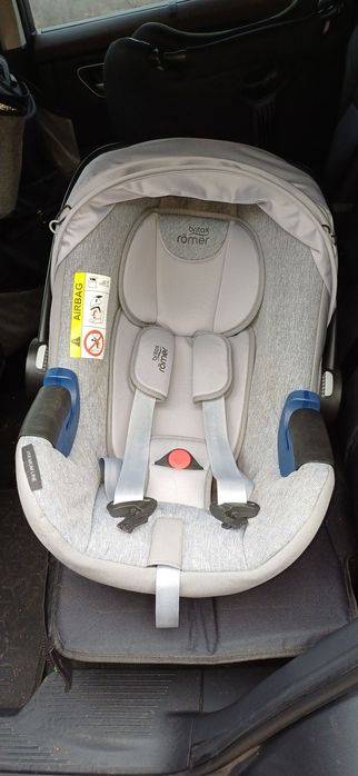 Автокрісло переноска Britax romer